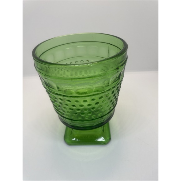 Vintage Napco # 1180 Green Glass Goblet " BEAUTIFUL COLLECTIBLE USEABLE ITEM " - Picture 3 of 10